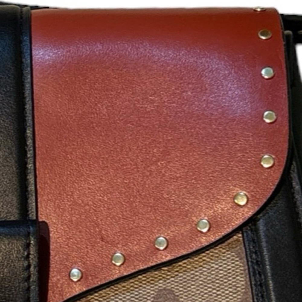 Coach Georgie Sagglebag In Signature Canvas C3593 - image 5